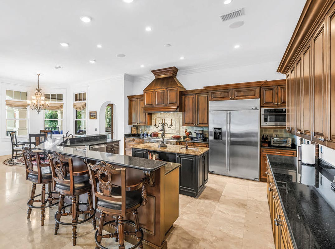 Waterfront JHome on San Miguel Pointe